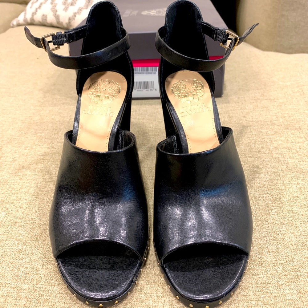 Vince Camuto Jilley Black Leather Heel Sandals